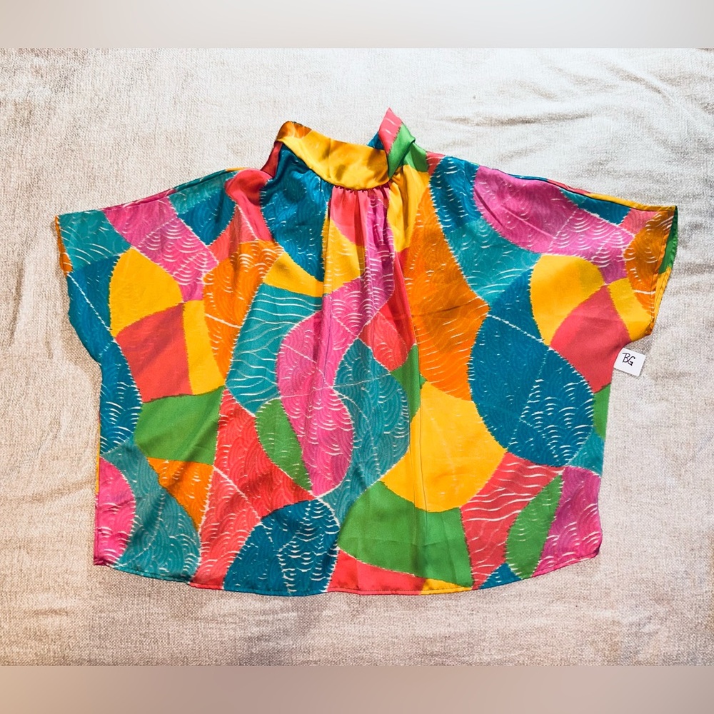 Entro Colorful Abstract Print Tie Neck Blouse Made USA Size M/L